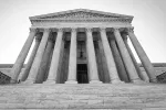 SCOTUS building in black and white