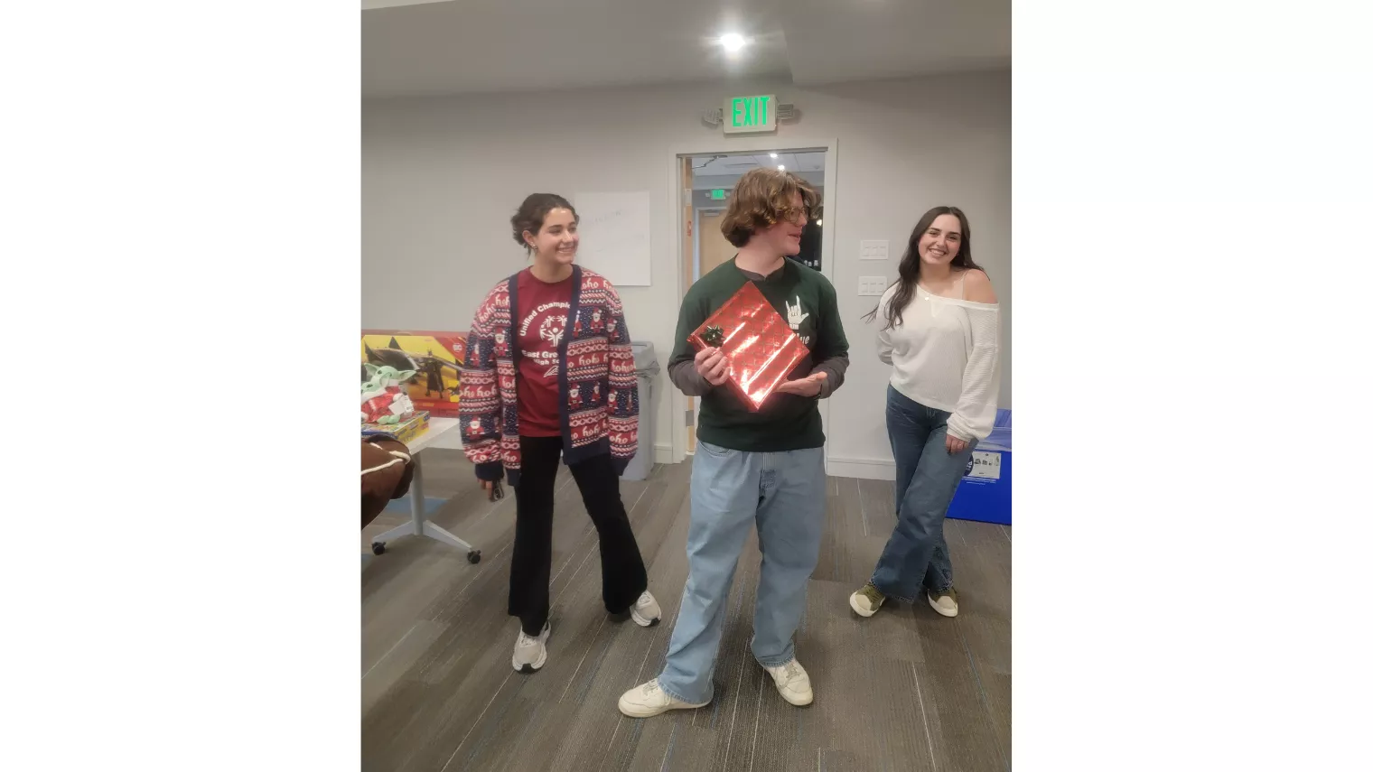 High School Students deliver gifts for the toy drive