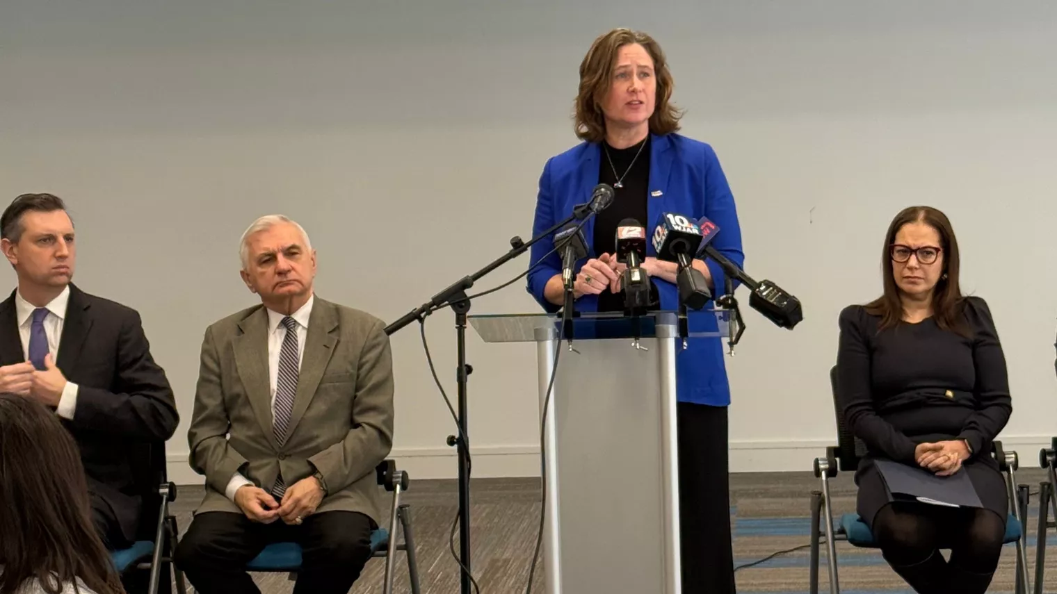 mary-barden at podium